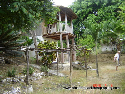 waterfront real estate in Ecuador